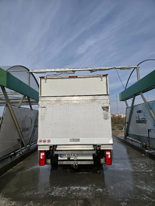 VW Crafter cu lift