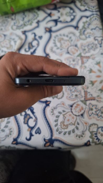 Vivo y03 128гб продам обмен есть