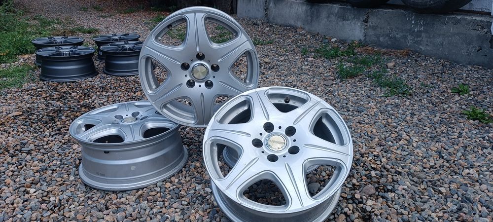 Продам комплект дисков  привозные