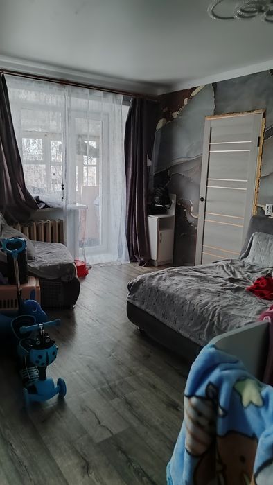 Продам 2 ком. квартиру на колосе