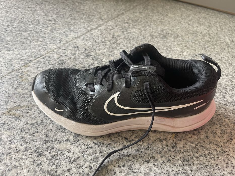 Маратонки Nike, запазени.
