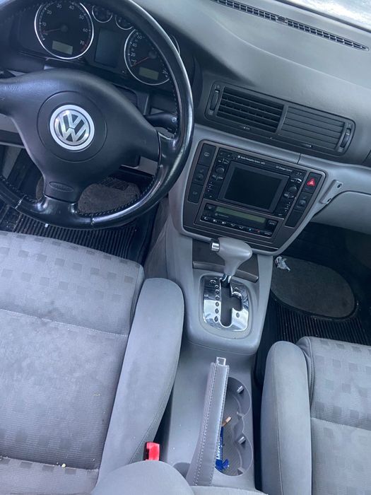 Passat b5.5,1.8t AWT,faruri,jante,bara fata cu spalatoare,aripi,stopur