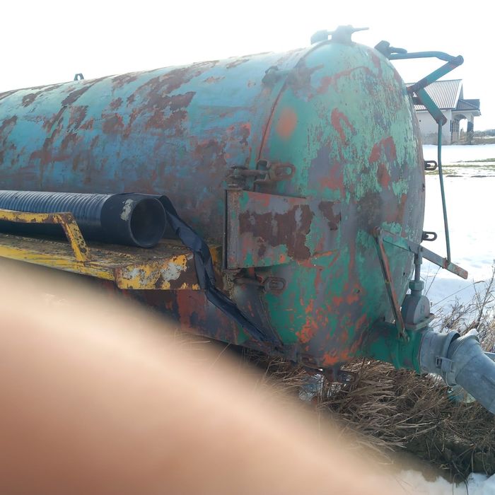 Vând vidanjă 8000 litri