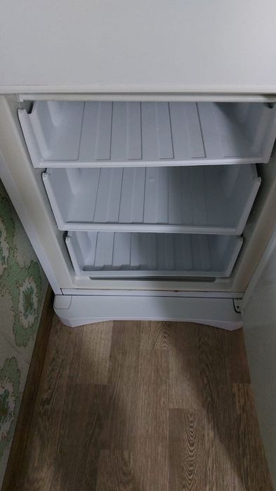 Холодильник индезит