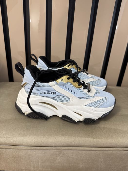 Adidasi Steve Madeen