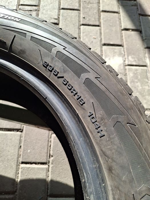 2 Anvelope de iarnă 235 55 r18 Goodyear