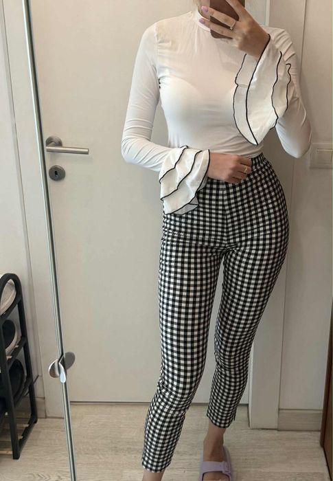 Pantaloni Stradivarius