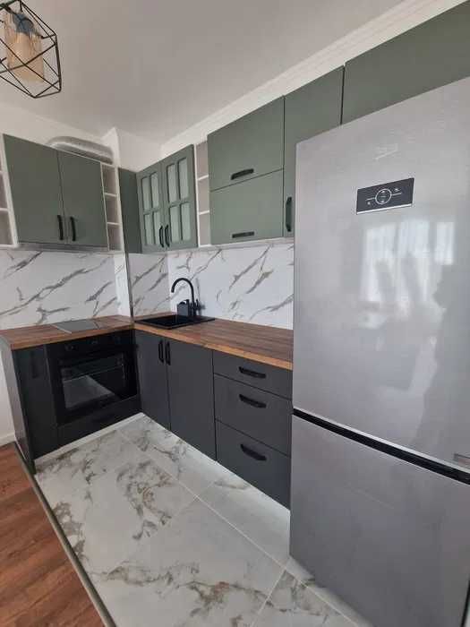 Дава се под наем Двустаен апартамент в Пловдив, Остромила - 64 кв.м за 450 € - Снимка #1