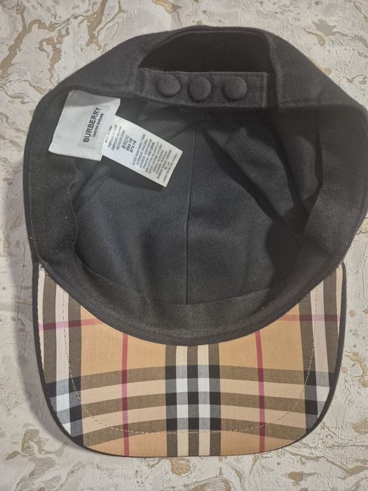 Șapcă Burberry originală