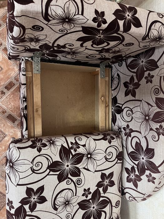 Продатся диван срочно