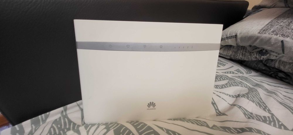 HUAWEI Router 4G cu sim  B525s-23a  4G Router  liber de retea