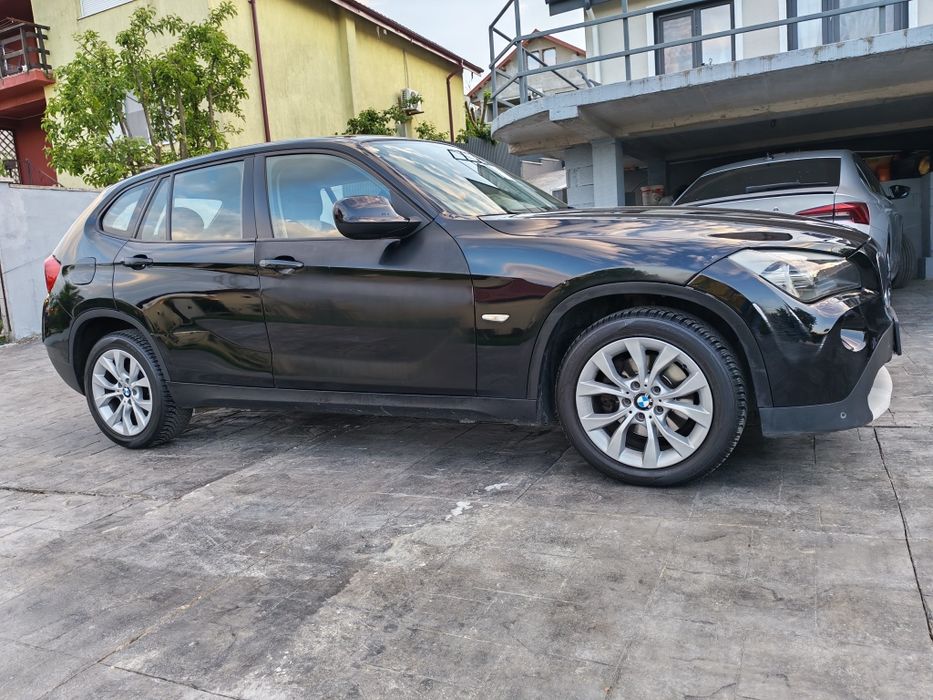 Vând BMW X1, X-Drive!