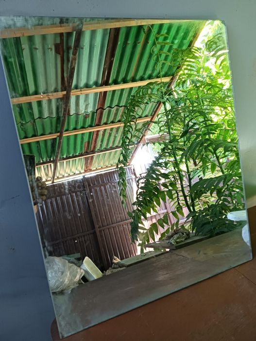 Продаются зеркала бу 2000т