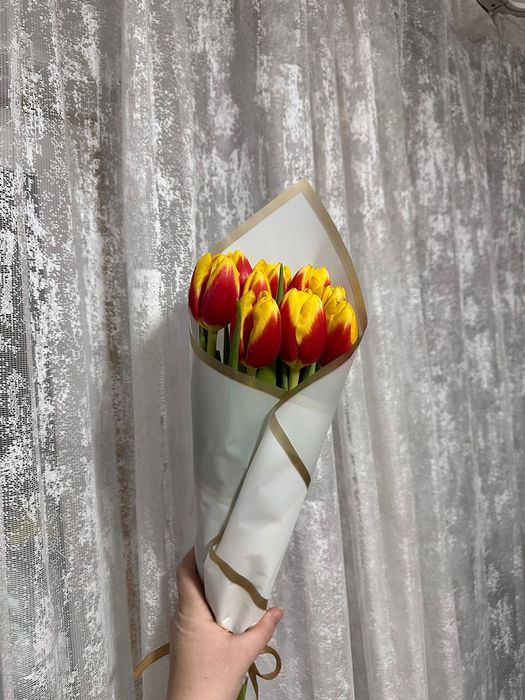 Тюльпаны в Усть-Каменогорске