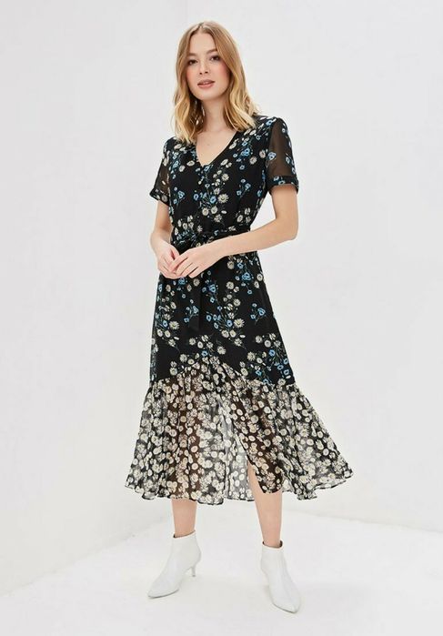 Продаётся новое женское платье