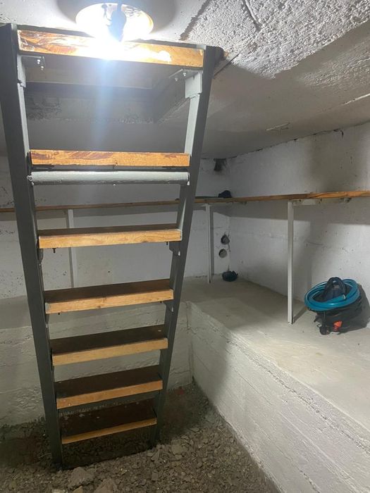 Дом 2-х этажный .