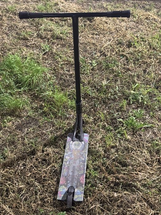 трюковой самокат