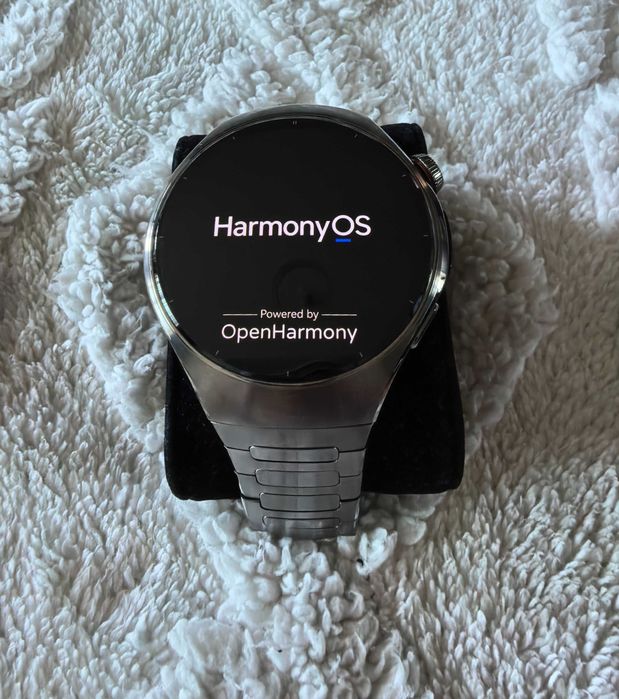 Huawei Watch 5 Titanium Body and Strap LTE