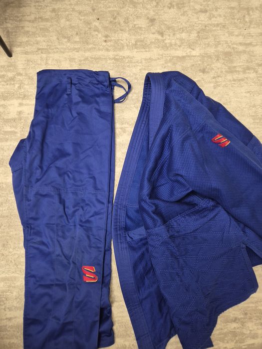 Продам кимано Sakura оригинал