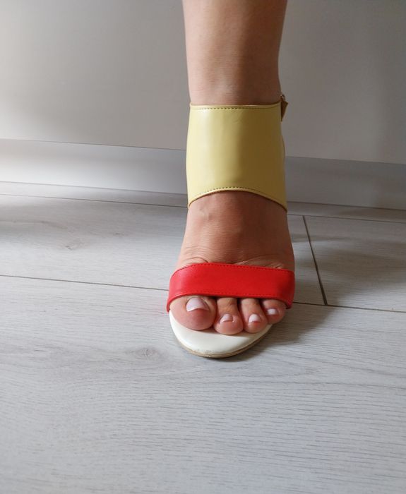 Дамски обувки номер 39