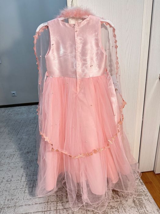 Праздничное платье для девочки