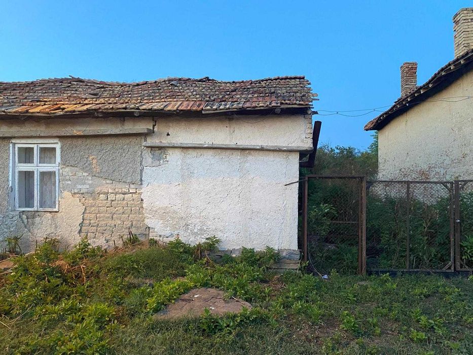 Едноетажна къща, с Драгановец