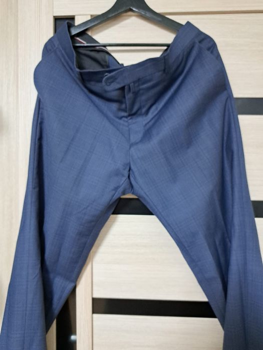 Продам брючный костюм!