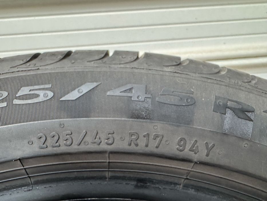 Автомобилни гуми 225 45 17 PIRELLI