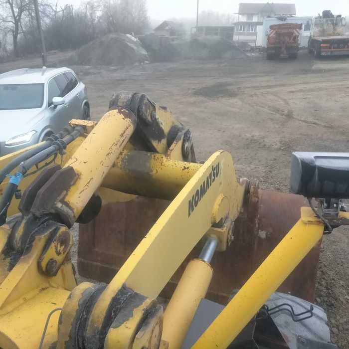 Încărcător frontal