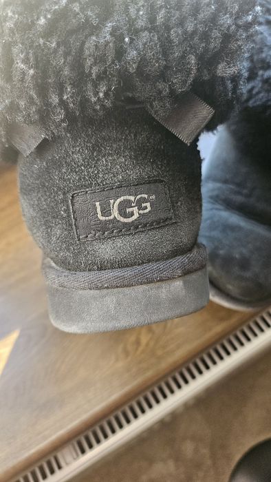 Ugg originale marimea 34 si 35