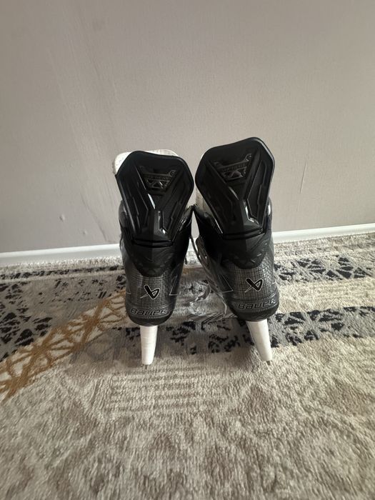 Профессиональные коньки Bauer Supreme M50 Pro