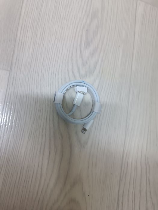 Продам провод айфон новый