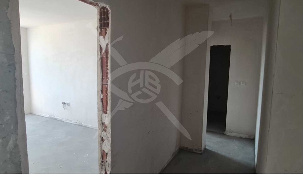 Продава се Тристаен апартамент в Пловдив, Коматево - 97 кв.м за 1083 €/кв.м - Снимка #5