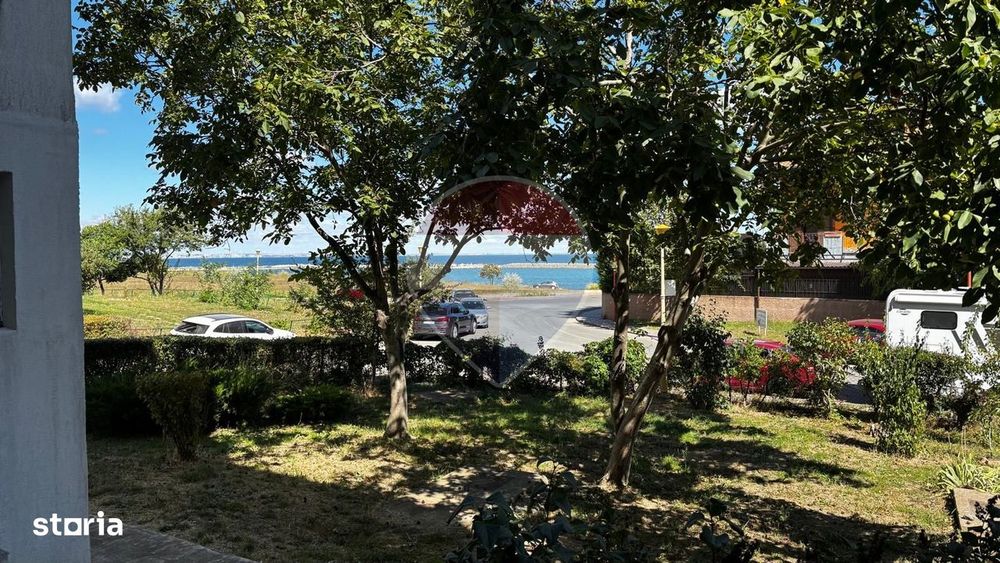 Apartament 2 camere de inchiriat-Faleza Nord in prima linie la mare