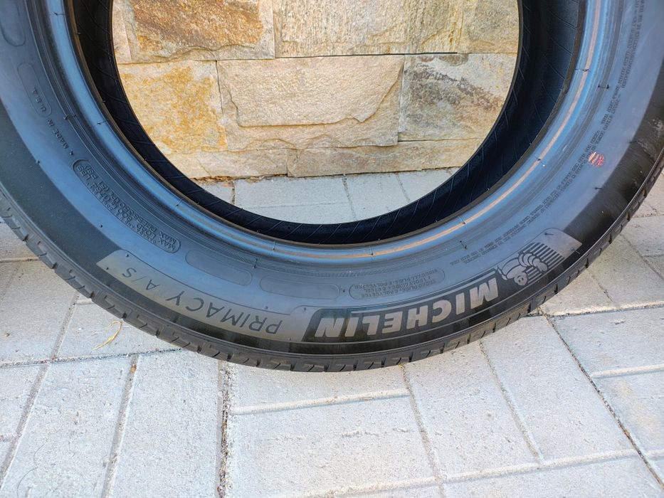 Michelin 225/60R18 DOT 45 2022 всесезонни