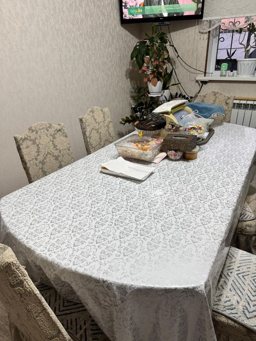 Продается кухонный стол