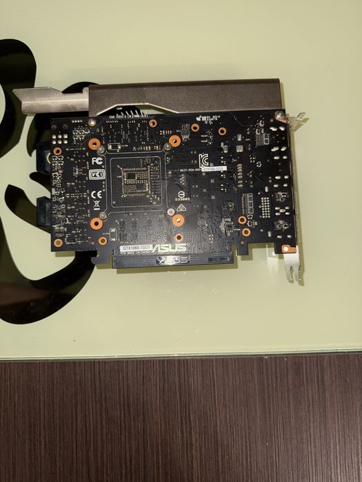 Placă video nVidia GTX 1060 3GB Vram
