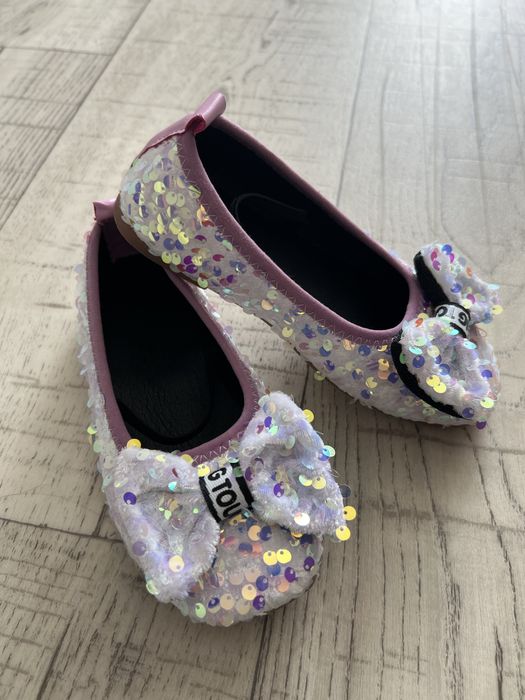 Продам туфли  нарядные