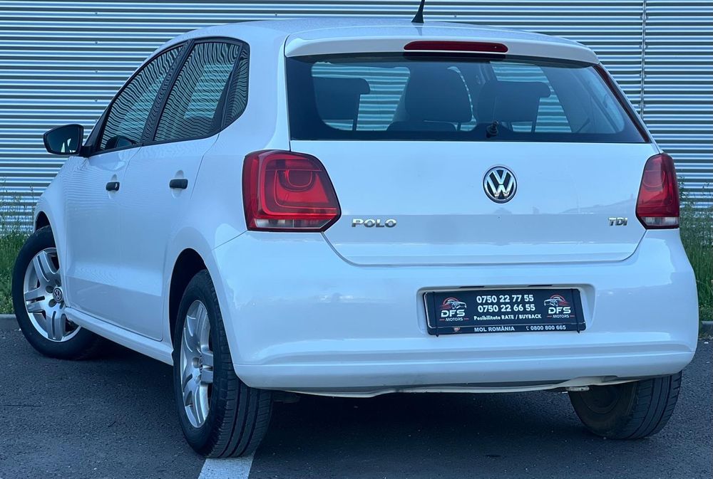 Vand Volkswagen Polo 1.6TDI inmatriculata RO 2011  impecabila urgent