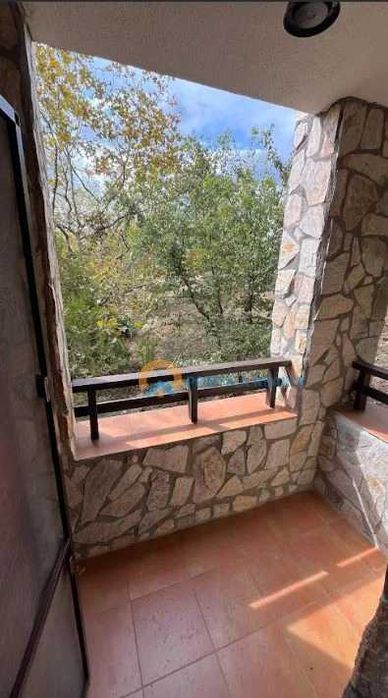 Голям тристаен апартамент в комплекс Етъра