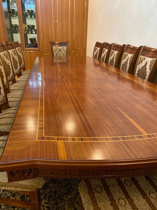 Stol stul komplekt sotiladi 16 kishilik