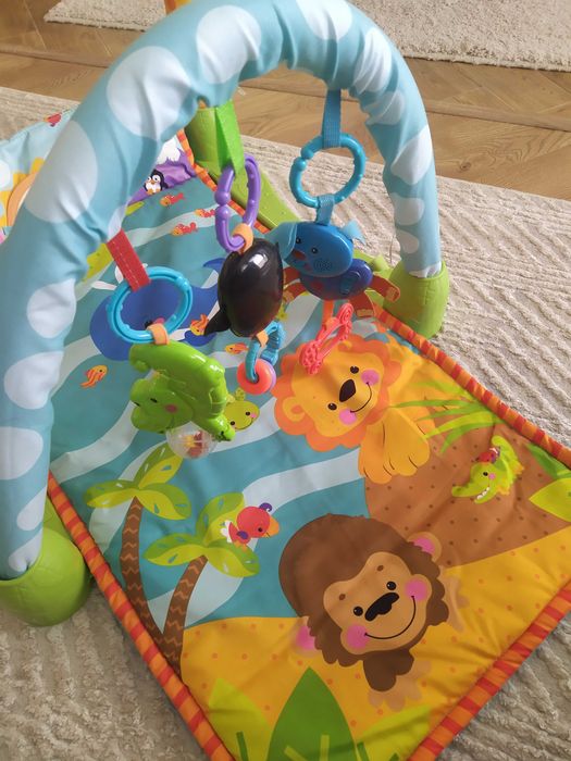 Активна гимнастика за бебе