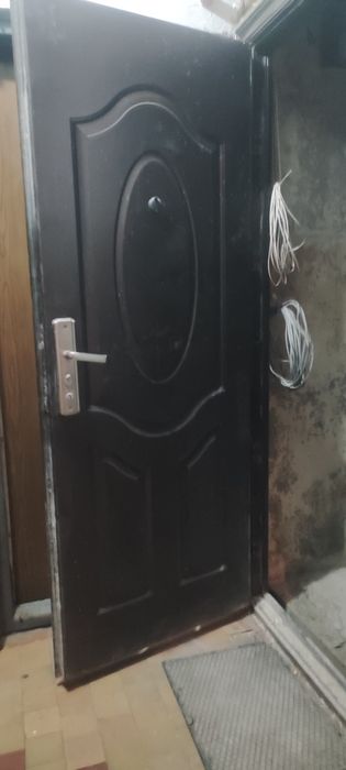 Железная дверь входная