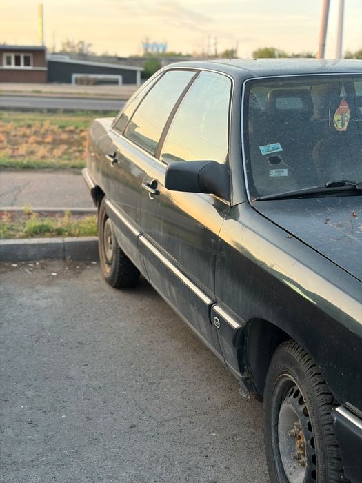 Продам автомобиль Ауди 100