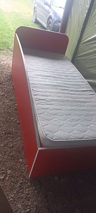 Pat 1 persoana stare buna