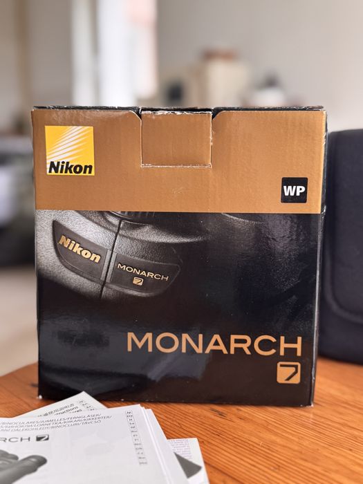 Binoclu Nikon Monarch 7 10x42 – premium, ca nou, complet