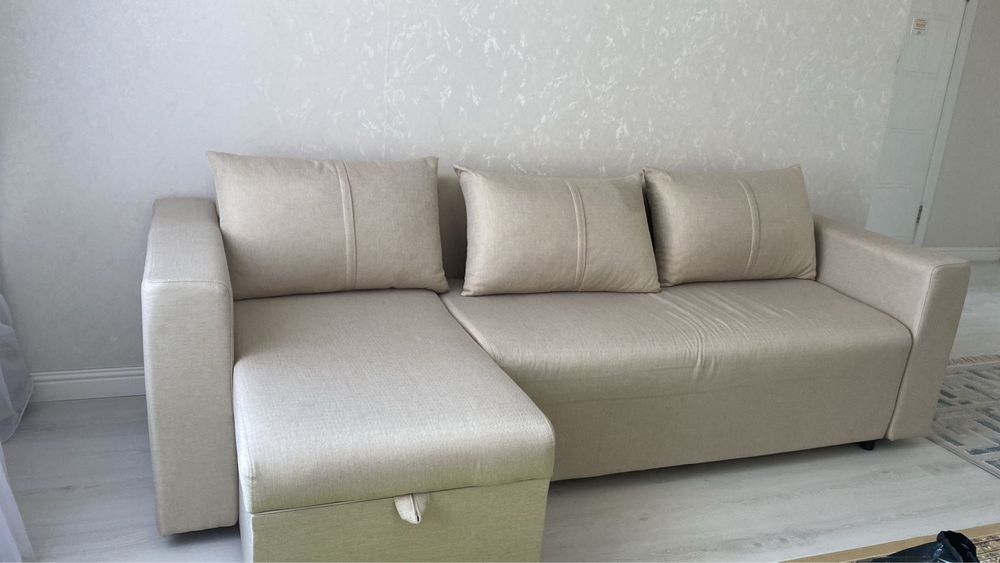 Диван в отличном состоянии