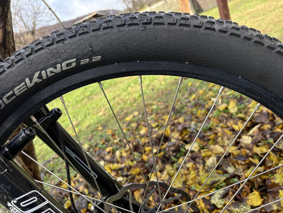 Bicicleta cu  roti pe 26