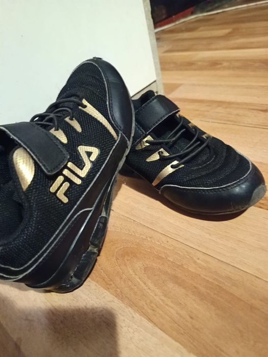 Adidași fila Bacău