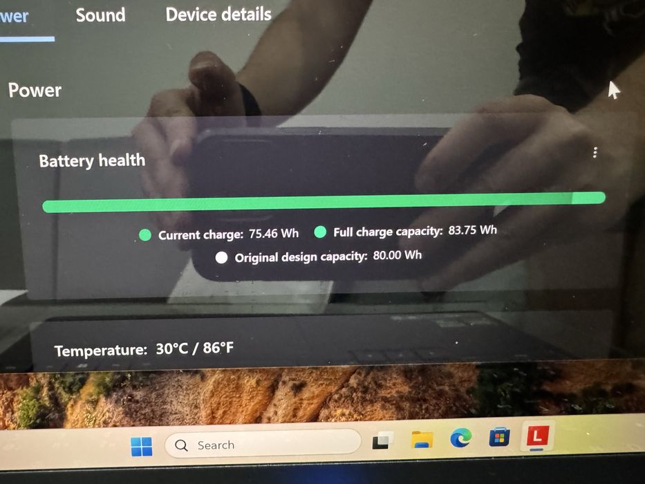 Lenovo Legion 5a ryzen 9 465 32GB RTX5060 1TB